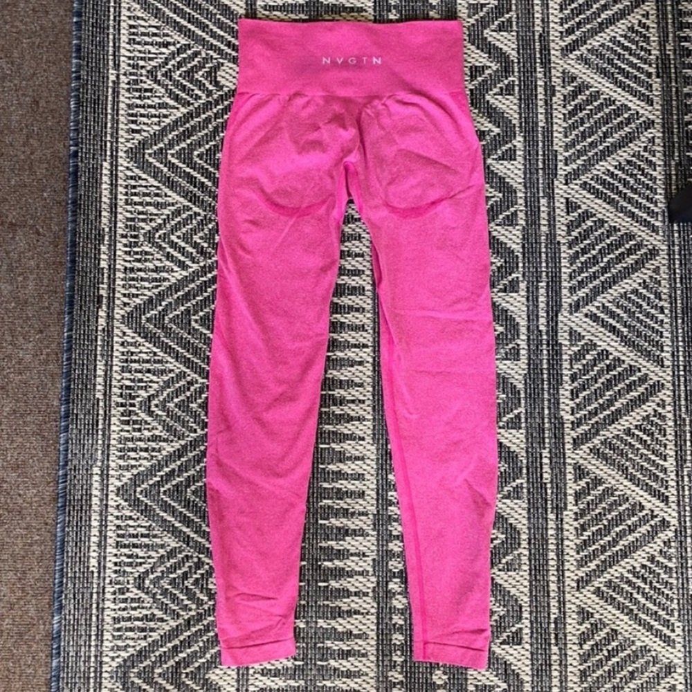 NVGTN workout leggings